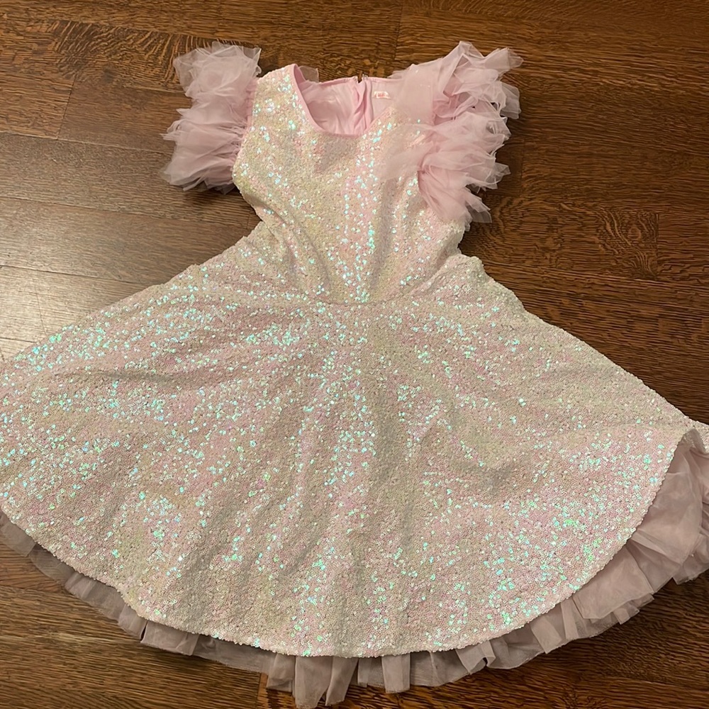girls beautiful dress